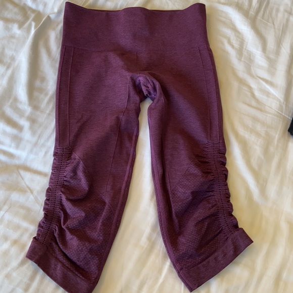 2 Lululemon Capri leggings. - Picture 2 of 6